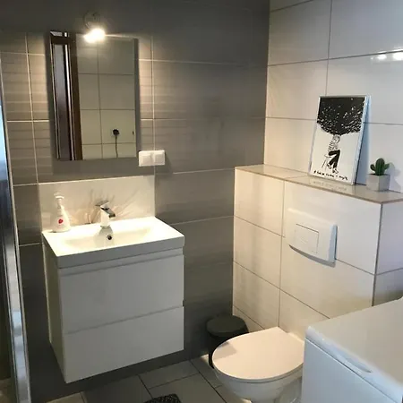 Nano Z Klimatyzacja Lejlighed